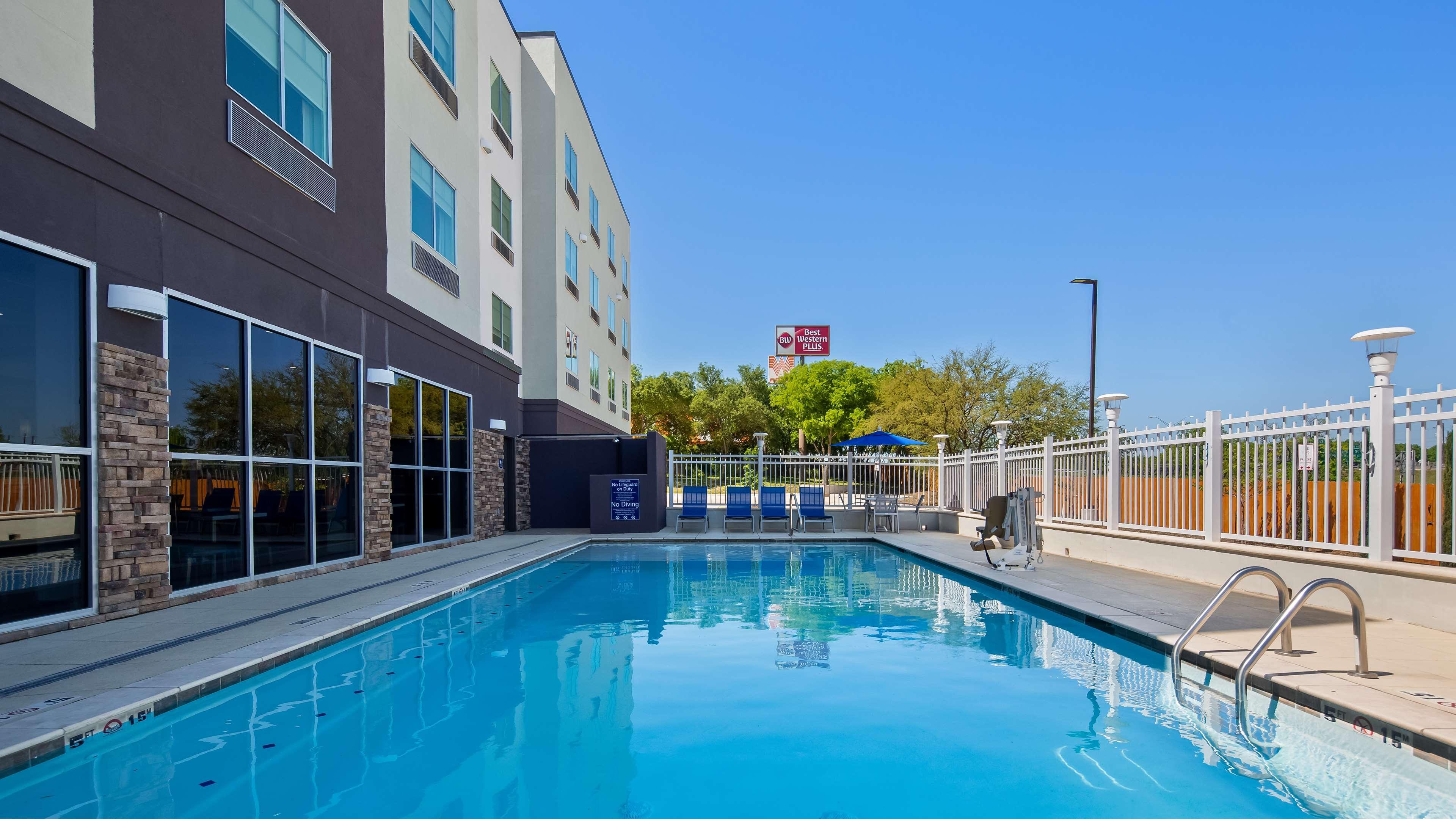 Best Western Plus Roland Inn & Suites San Antonio Exterior foto